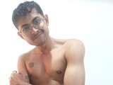 Camshow shows toy JadenTowers