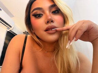 Ass jasminlive ass YoshiJenner